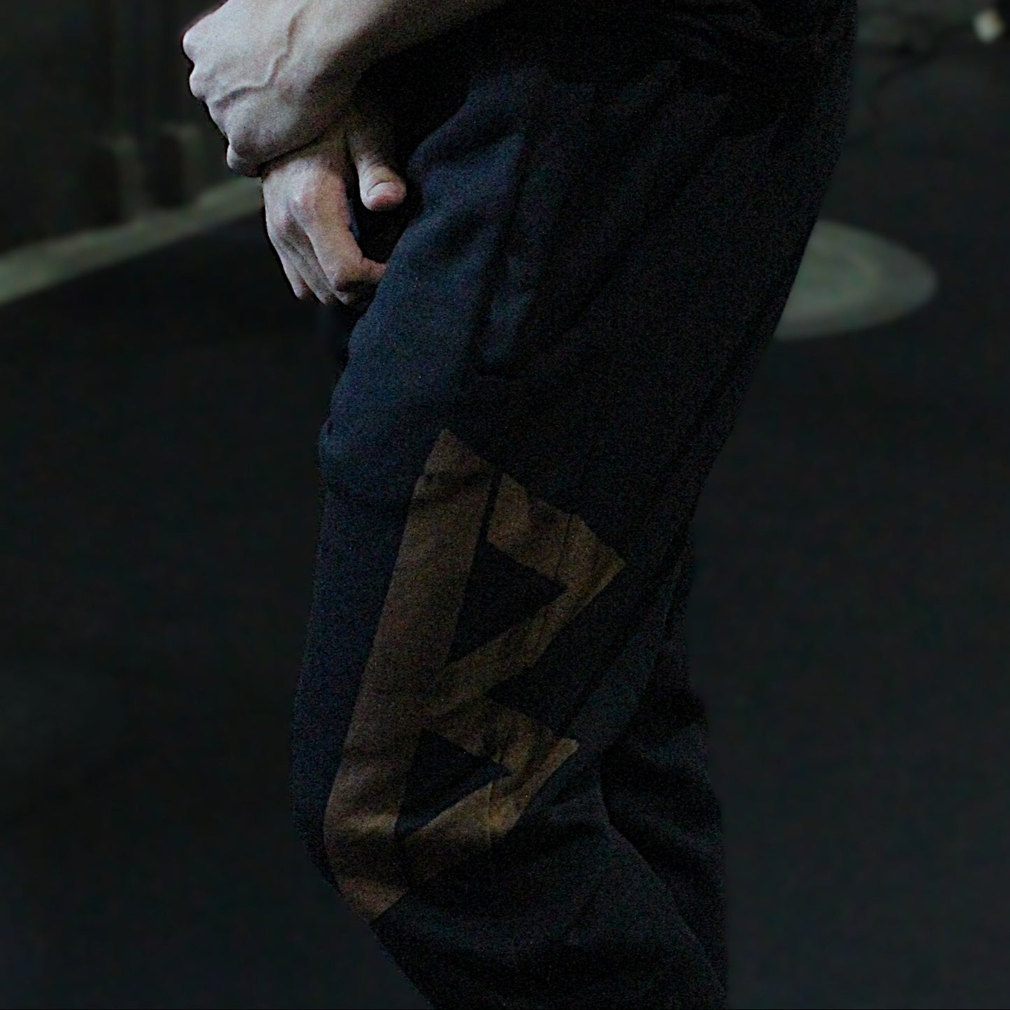 THE "ᛒ" JOGGERS